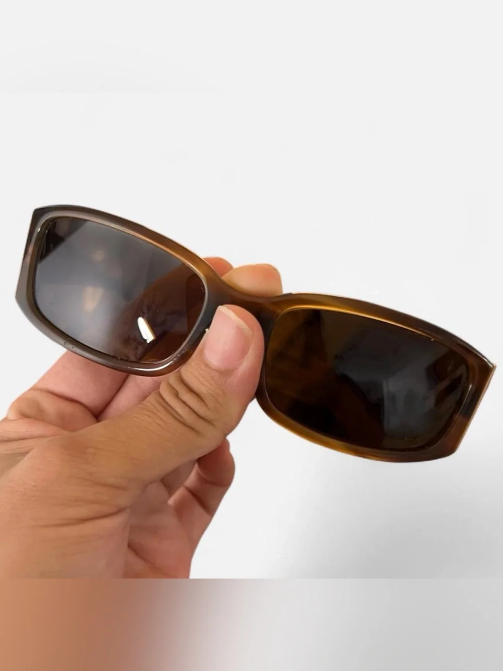 Oliver Peoples Jezebelle Polarized Tortoise Brown Sunglasses 57□17-130 Women’s